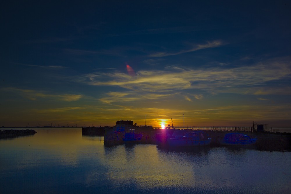 Saltholm havn ved solnedgang